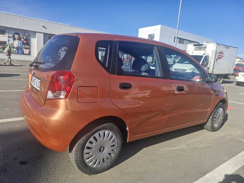 Vand Chevrolet Kalos an 2005 1.2 benzina
