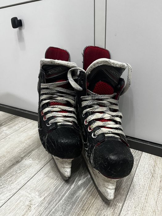 Хоккейные коньки