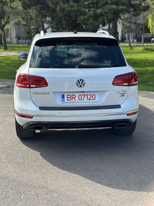 Volkswagen Touareg Facelift R-Line ~ BlueMotion Technology ~ 3.0 V6 TDI ~ 195.000km
