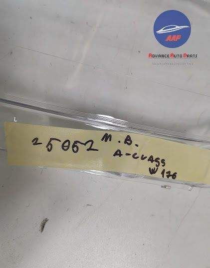 Ляво фарове стъкло НОВО ОСИГУРЯВАМЕ МОНТАЖ Мерцедес-Бенц А-Клас / Merc