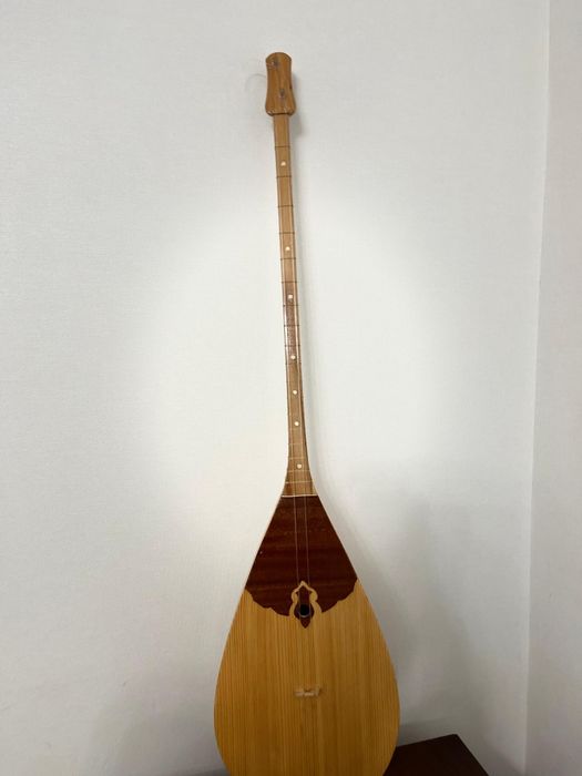 Домбра в отличном состоянии