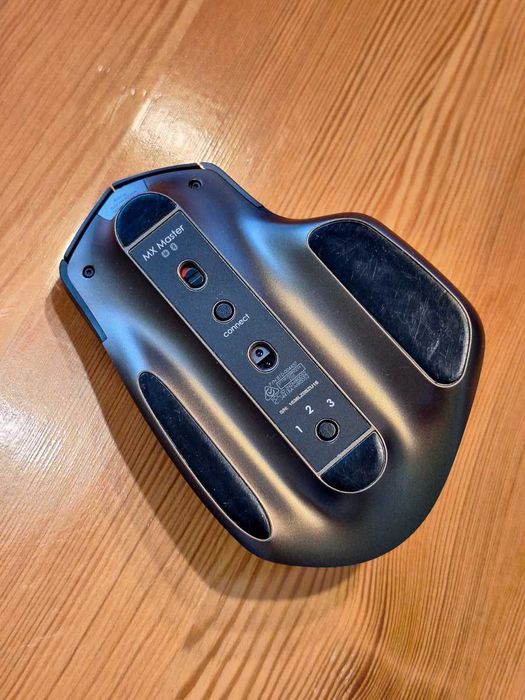 Logitech MX Master безжична Bluetooth мишка