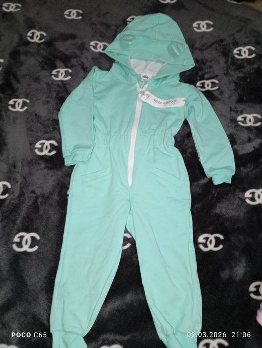 Продам детскую одежду 2000 тг за единицу