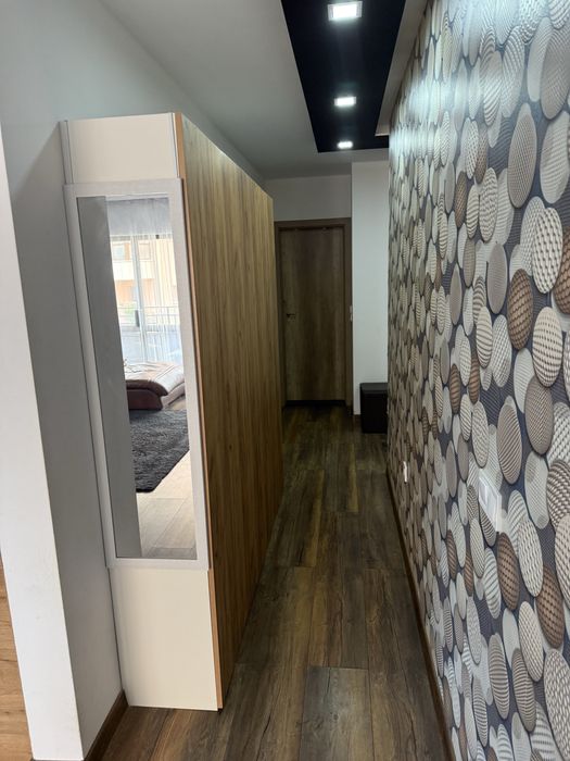 апартамент тристаин