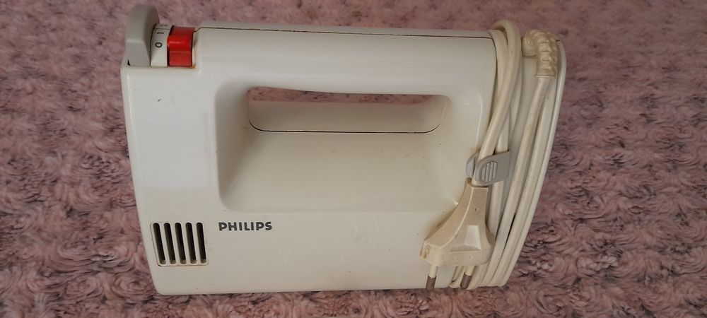 Работещ миксер Philips от соц-а