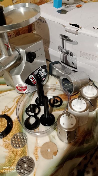 Продам Мясорубку