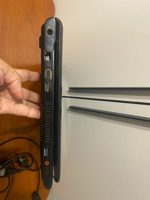 Sony Vaio/intel core i7/17.3"/ozu 16