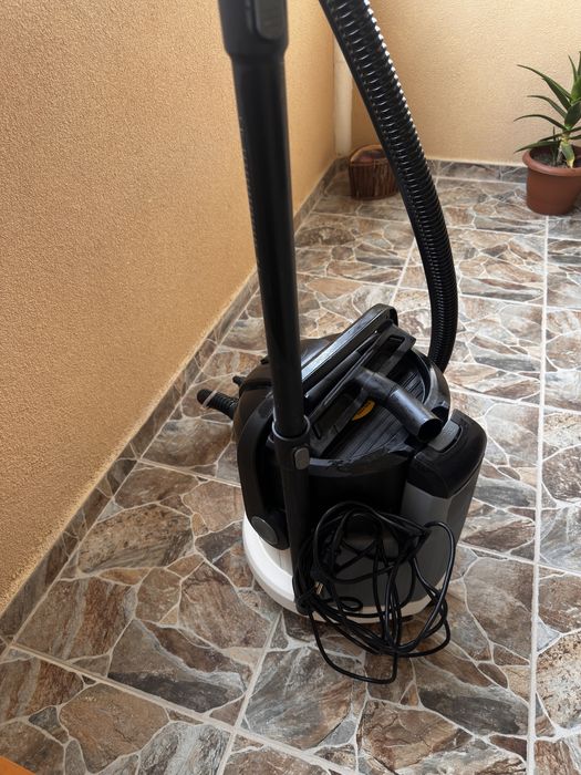 Перяща прахосмукачка