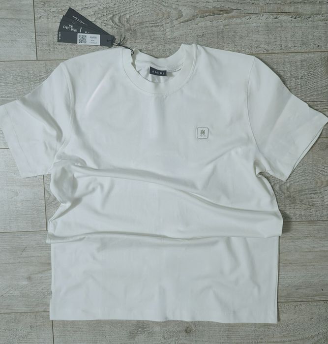 Tricou Amiri.Calitate luxury.Superb in realitate.Toate marimile dispon