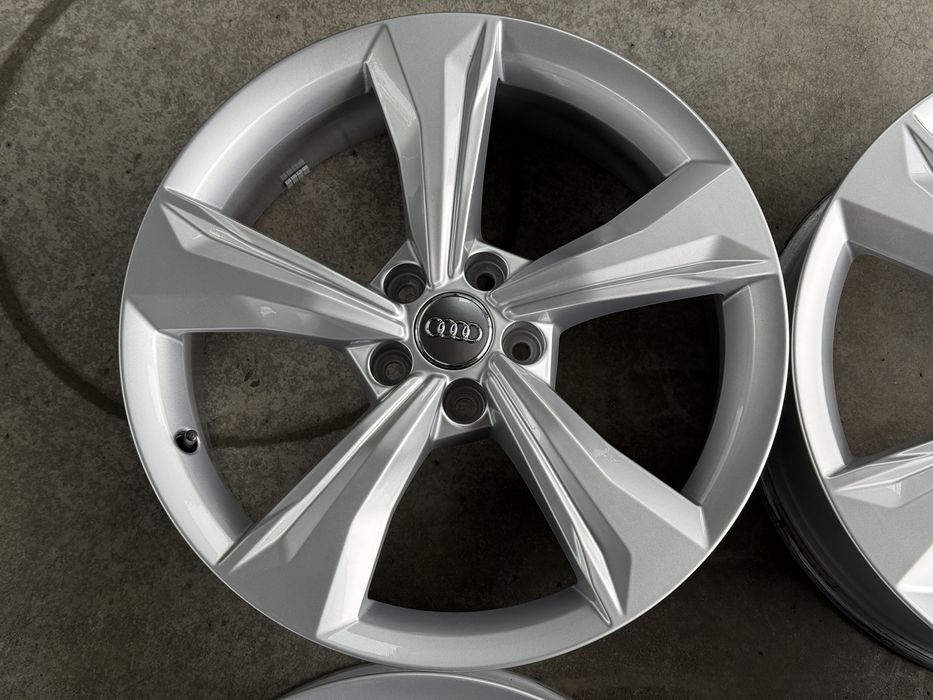 4бр. ПОЧТИ ЧИСТО НОВИ 19” ОРИГИНАЛНИ Джанти 5х112 за *AUDI Q5/AUDI/VW/SKODA/SEAT/VAG* 7Jx19H2, ET34