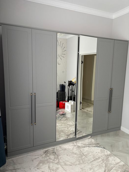 Продам спальный гарнитур