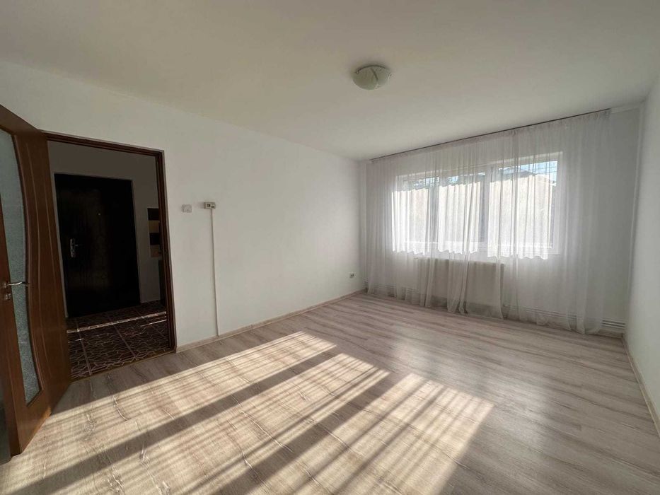 Apartament  2 camere RENOVAT, su.48 mp!