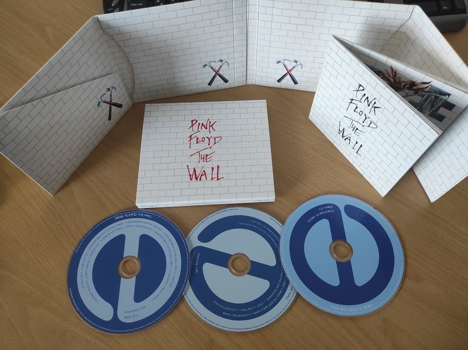 Продам компакт диски