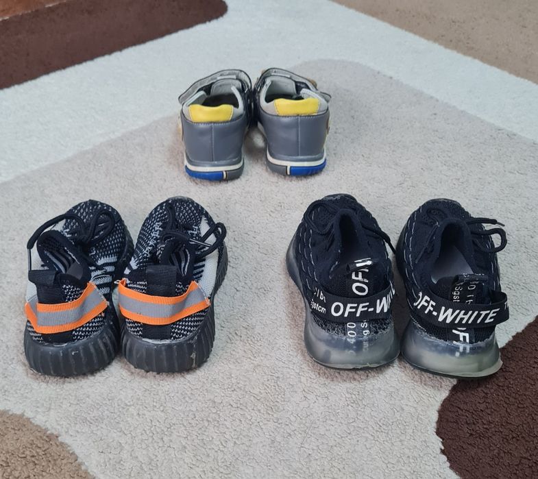 Продам обувь детскую