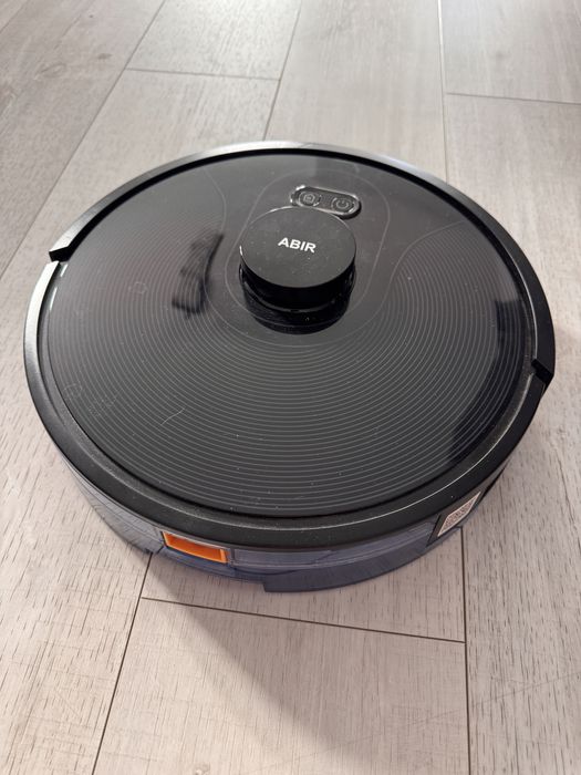 Robot de aspirare ABIR X8