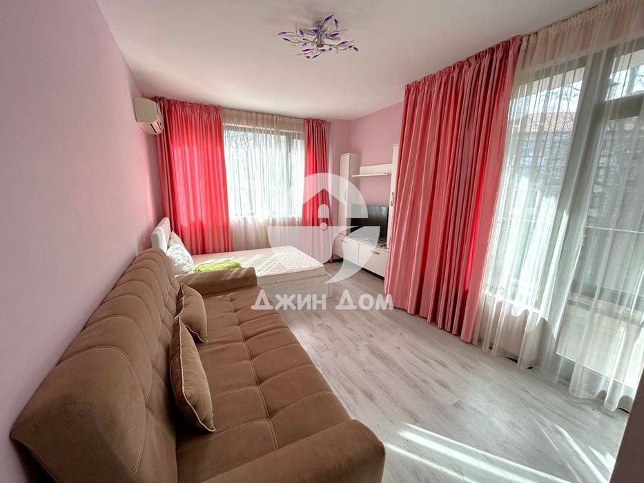 Продава се Двустаен апартамент в Приморско - 77 кв.м за 1129 €/кв.м - Снимка #6