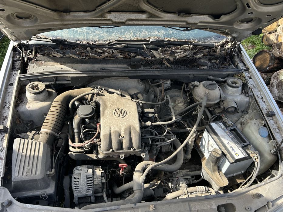 Голф 3 1.6  101 коня на части