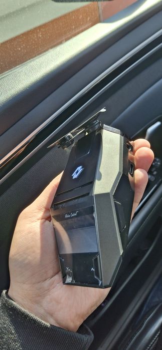 Neoline 8800S black идеал экранида плёнка билан
Продам неолайн 8800s b