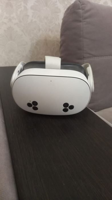 Продам очки виртуальной реальности Meta Quest 3S