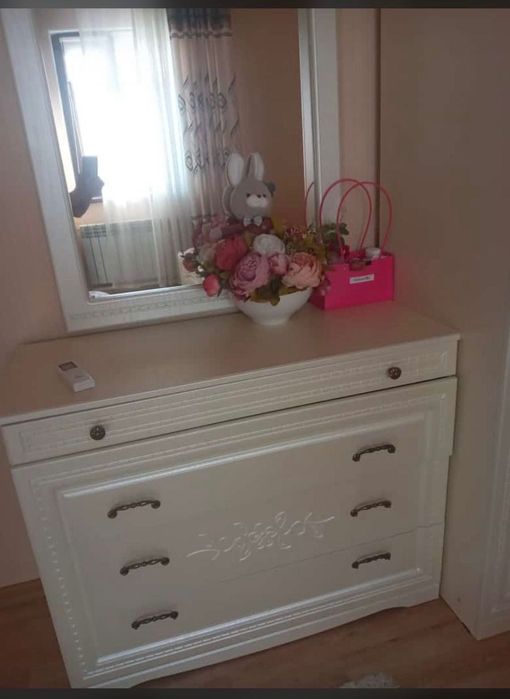 Спальный мебель сатылады