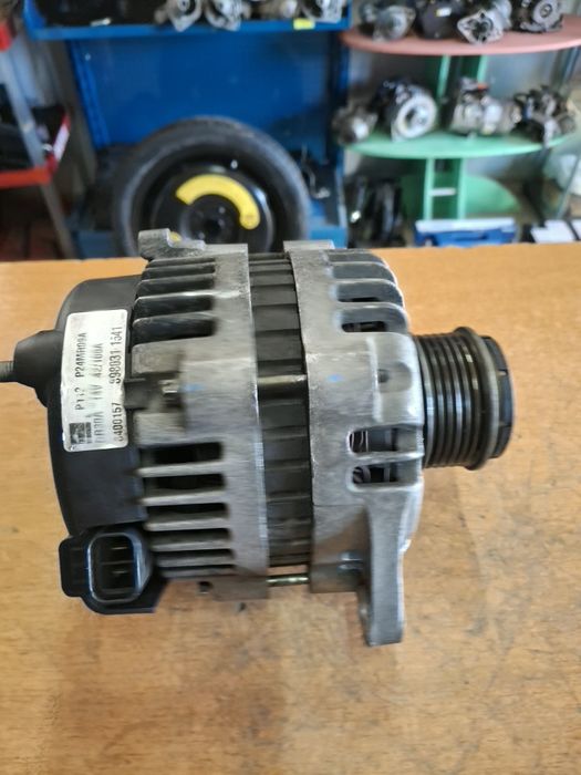 Alternator Opel Astra H Zafira B 1.7 Cdti