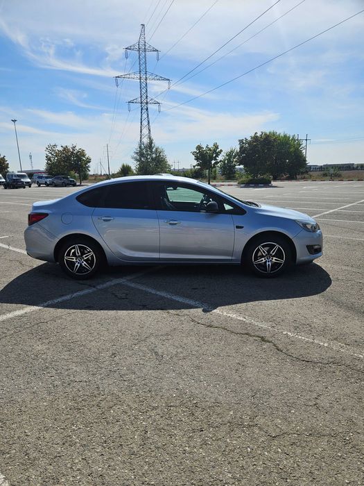 Vand Opel Astra J