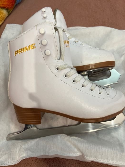 Коньки для фигурного катания