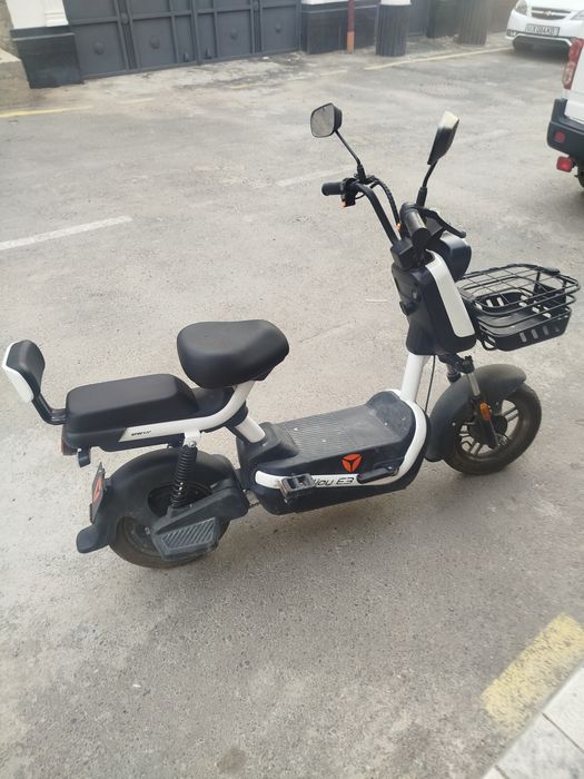 Yangi zamonaviy va juda sifatli elektr skuter sotiladi arzon narxda. K