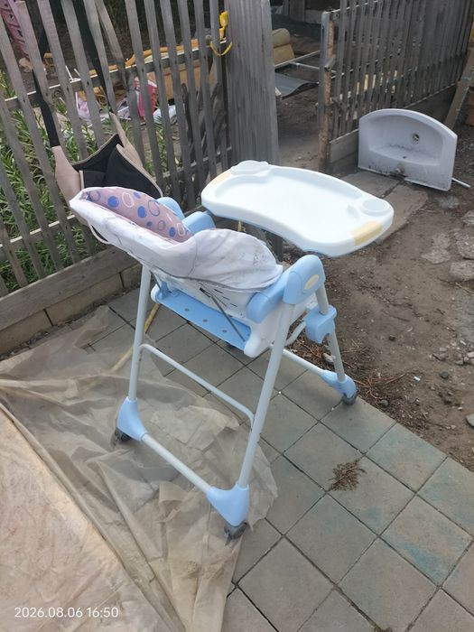 Стул для кормления
