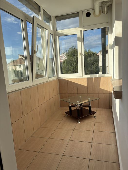 Apartament decomandat 2 camere etajul 3