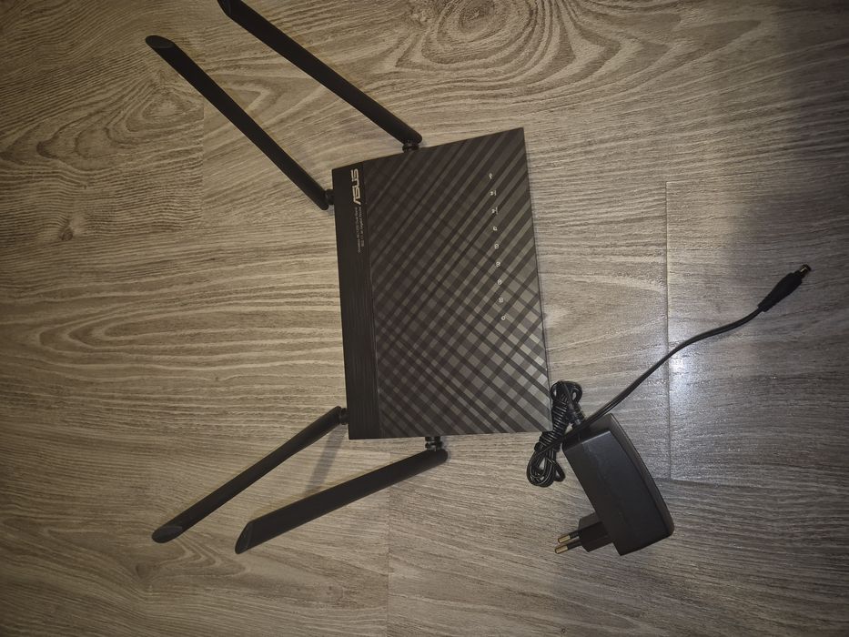 Router Asus AC1200