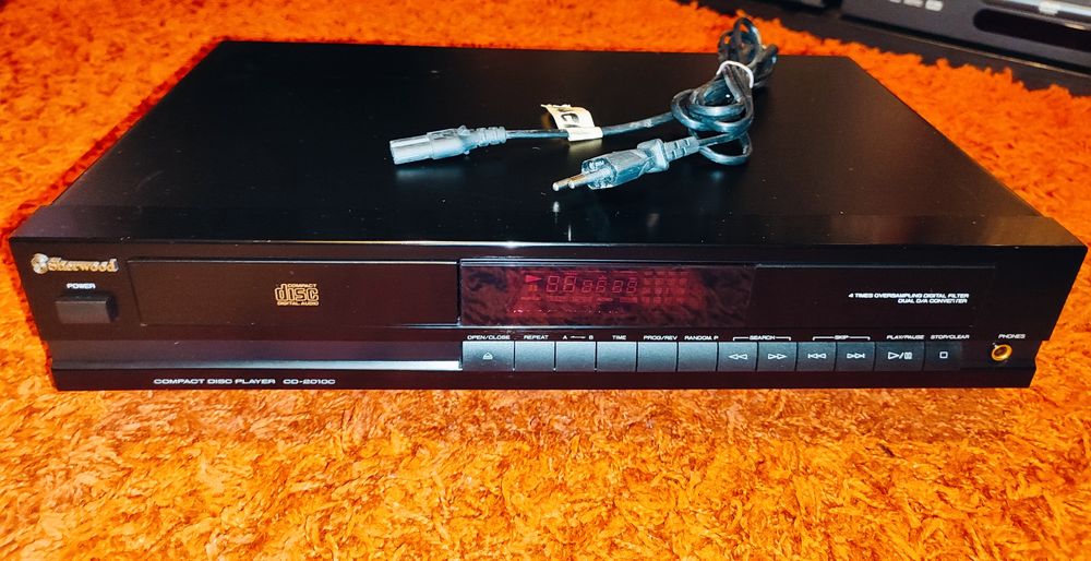 Linie audio Sherwood amplificator CD tuner pickup