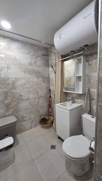 Дава се под наем Тристаен апартамент в Радомир - 90 кв.м за 398.82 € - Снимка #4