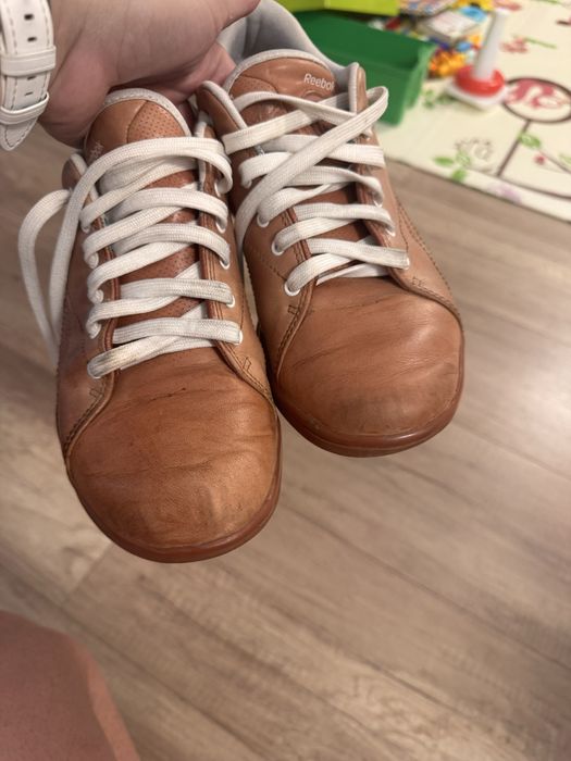 Adidasi Reebok mar.38,5