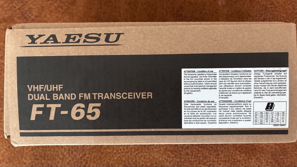 Statie radio emisie receptie Yaesu Ft 65