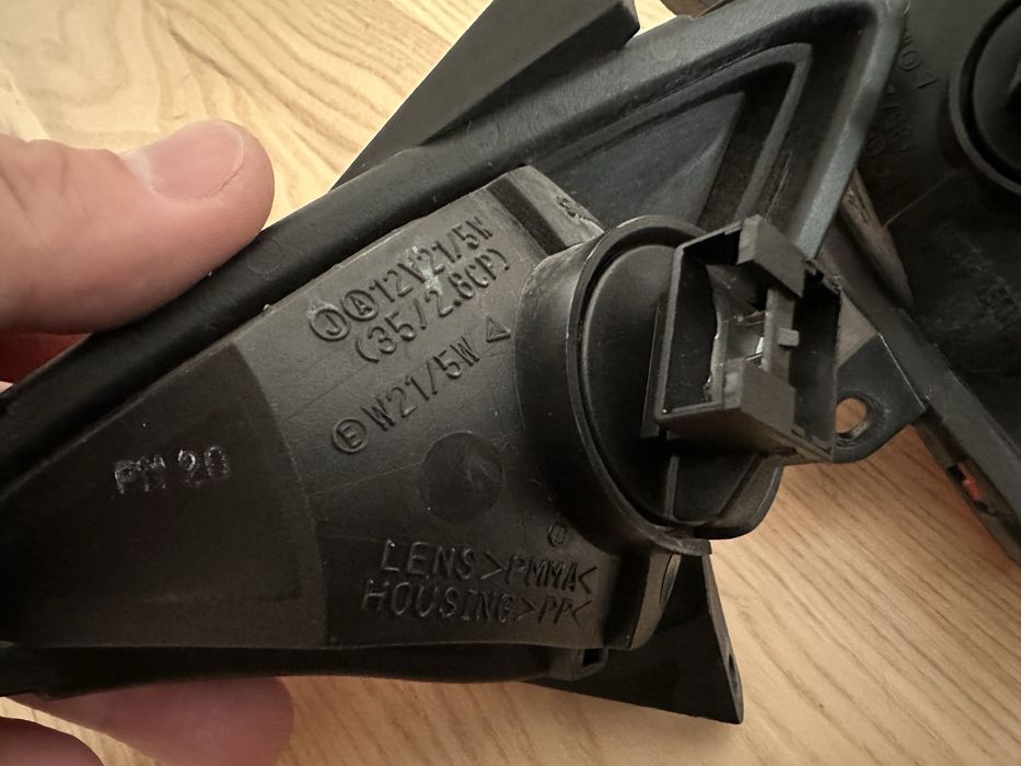 Semnalizare Fata Originala Yamaha Tmax 500 Impecabile