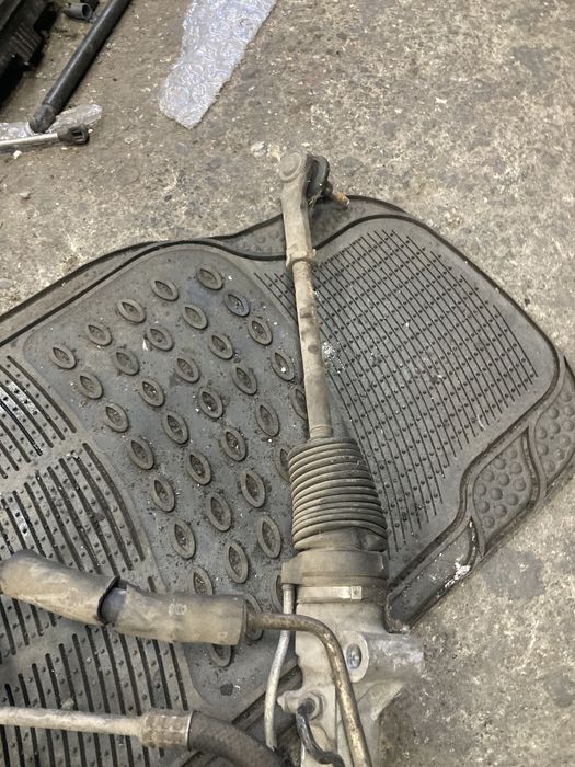 Ford mondeo 1998 година 1.8i Кормилна рейка