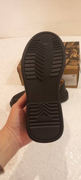 Школьная обувь для мальчика.