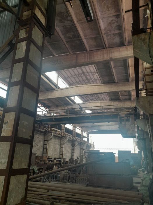 Продам  база 30 соток  2000м2 помещение Бектемир