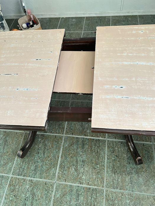 Маса за хол и трапезария