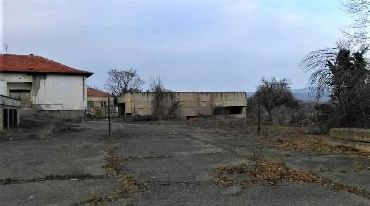 Продава се Хотел в с. Спасово, Област Стара Загора - 2500 кв.м за 52 €/кв.м - Снимка #4