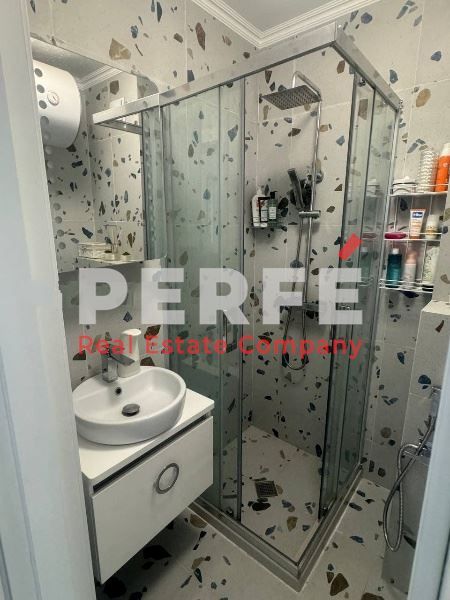 Продава се Тристаен апартамент в Бургас, Зорница - 86 кв.м за 2733 €/кв.м - Снимка #8