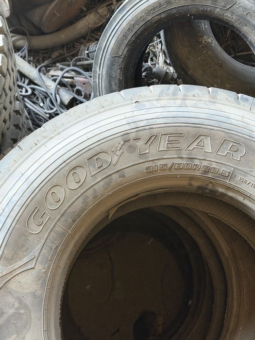 Good year 315/80R22.5