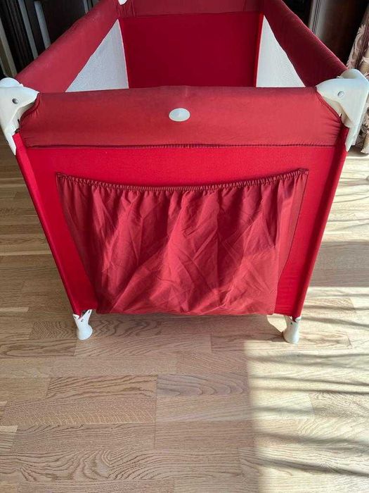 Кошара 90лв и Матрак 100лв от Baby Pierre Cardin