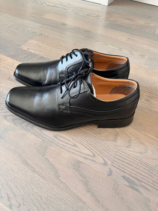 Pantofi barbati marimea 42