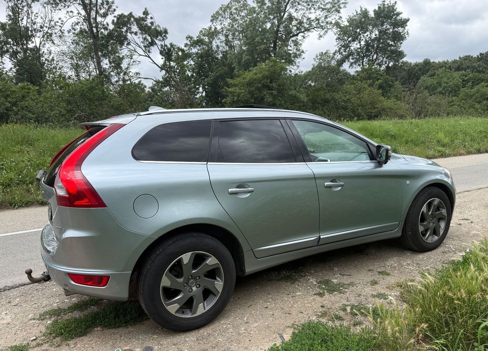 VOLVO XC60 2011 — imagine 4