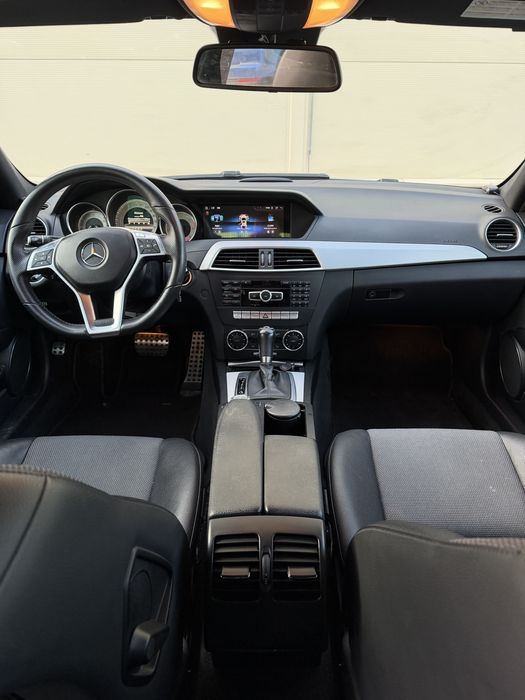 Mercedes// pachet AMG // C250 4matic //2013