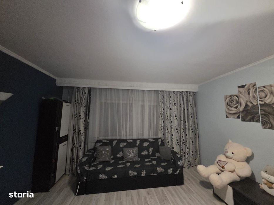 Apartament 3 camere de vanzare Bibescu - Voda