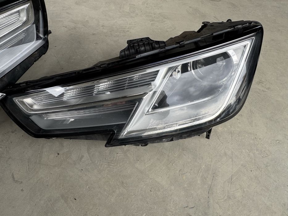 Ксенон фарове за Audi A4 b9 2018