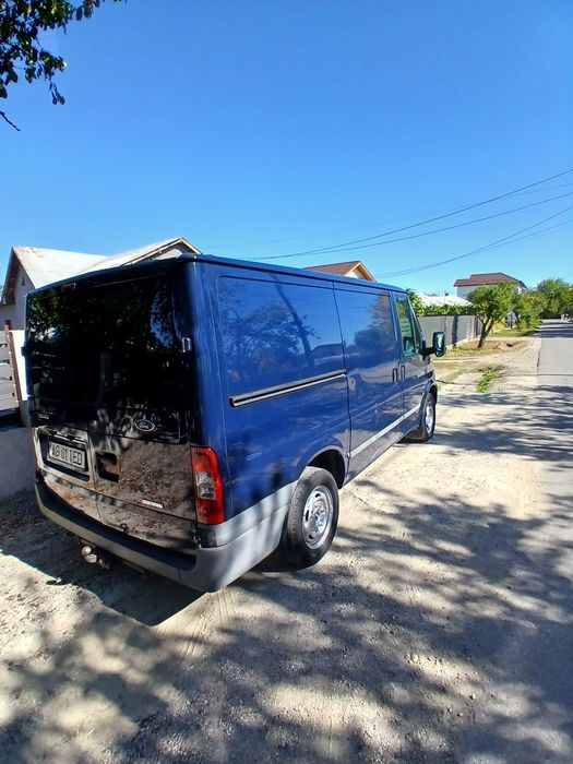 Vând Ford transit